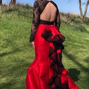 Sherri hill prom dress